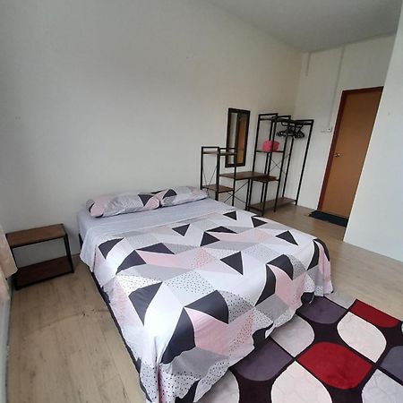 Adinda Homestay Kuala Terengganu Kültér fotó